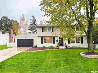 1014 W Kensington Dr, Peoria, IL