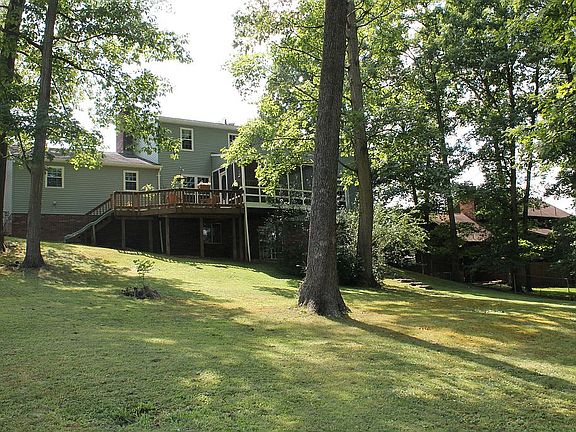 110 x 100 Fenced Yard