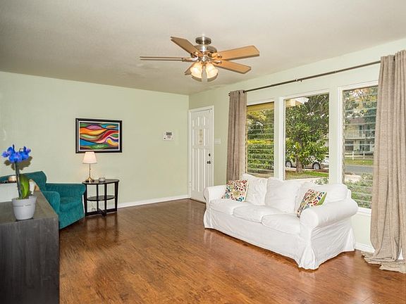 2nd image of 2814 Albin Dr