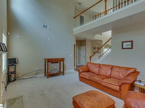 5th image of 344 Abbey Gardens Ln