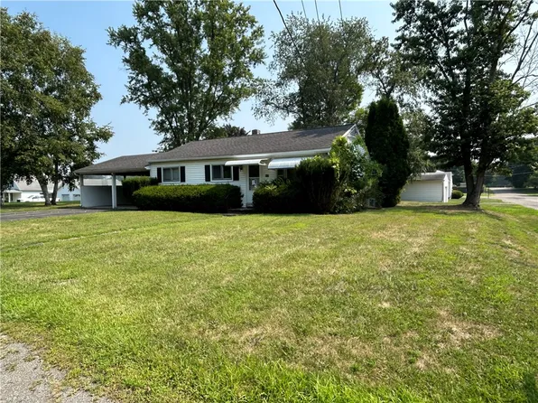 515 Stacia Dr, Elmira, NY 14904