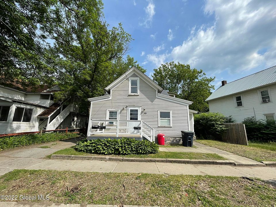1st image of 59 Montcalm St
