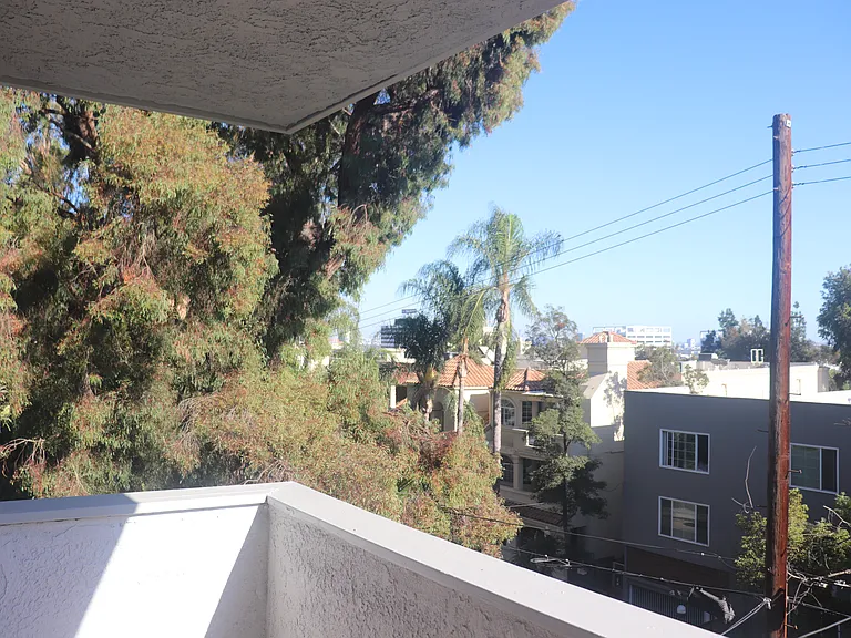 Hillside Terrace — Photo 55
