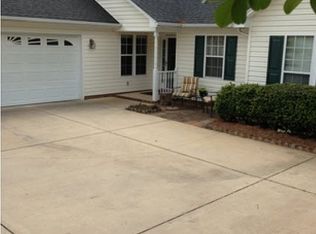 4402 Trapper Ct, Gastonia, NC 28056