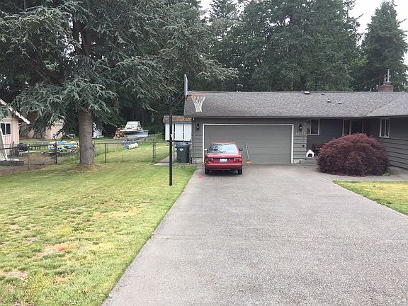3rd image of 14718 11th Avenue Ct E