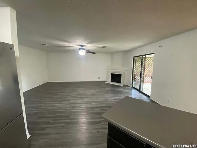 10407 Stone Creek Pl — Photo 2