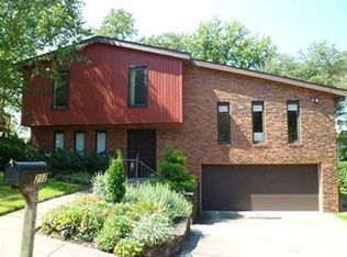 212 Briaridge Dr, Turtle Creek, PA 15145