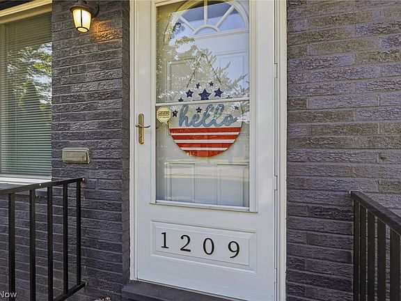 5th image of 1209 Galaxy Dr