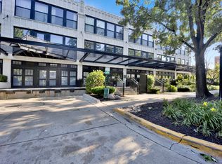 1000 W 15th St Unit 326, Chicago, IL 60608