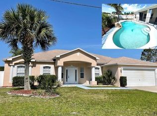 30 Roxland Ln, Palm Coast, FL 32164