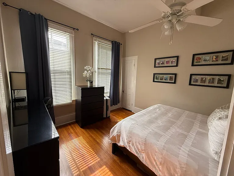 1660 Dufossat St — Photo 32