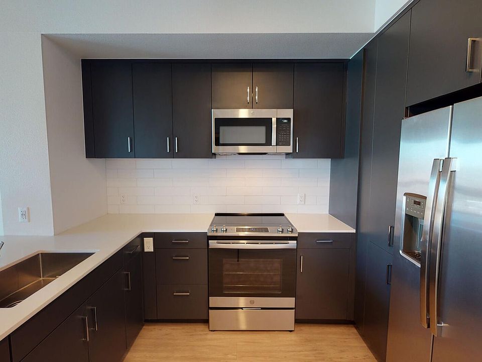 1st image of 1592 Grove St #343