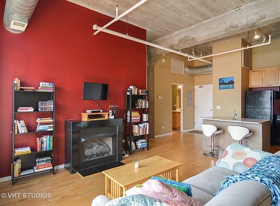 4th image of 1528 S Wabash Ave APT 507