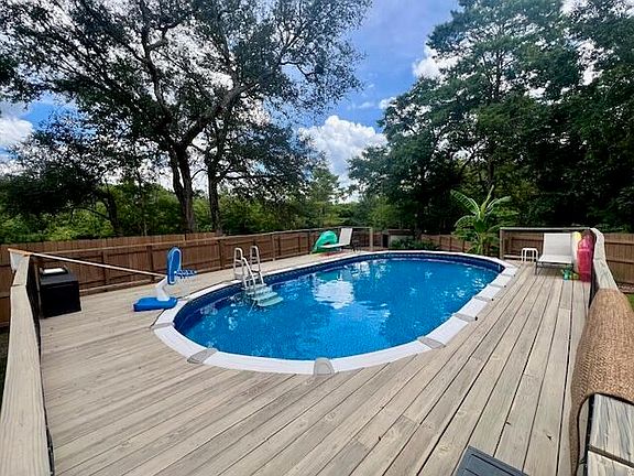 2nd image of 112 Beverly Dr