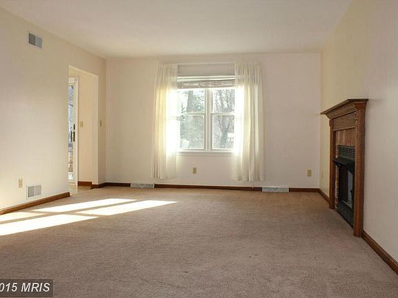4th image of 1 James Cir
