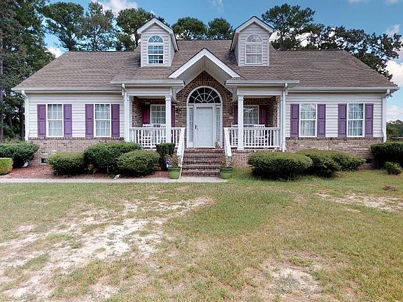 3rd image of 400 Waters Cir