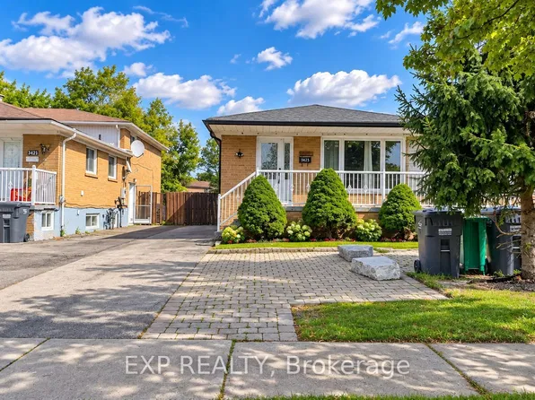3425 Laddie Cres, Mississauga, ON L4T 1N2