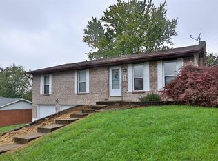 5925 S Highwood Dr, Fairfield, OH 45014