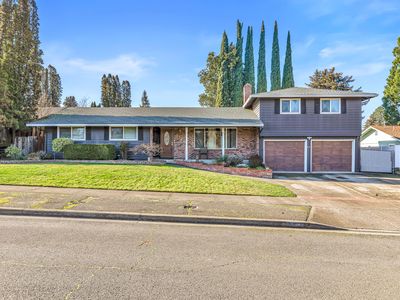 1349 Ramada Ave, Medford, OR, 97504
