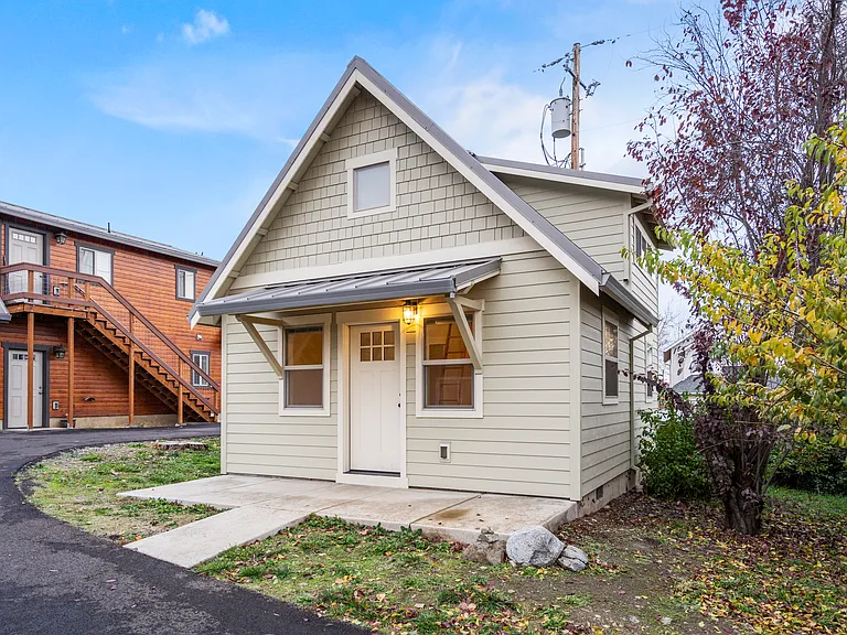 1388B Talent Ave — Photo 15