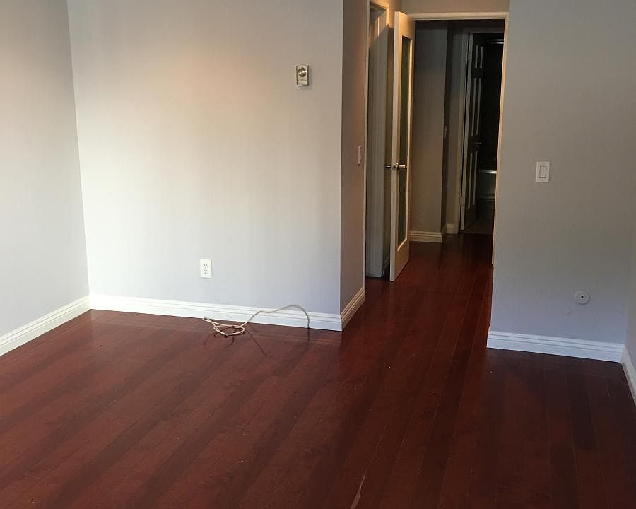 1st image of 1124 N La Cienega Blvd APT 104