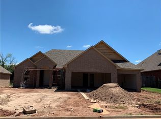 11112 Fairways Ave, Yukon, OK 73099
