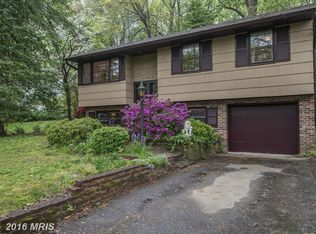 1022 St Charles Dr, Annapolis, MD