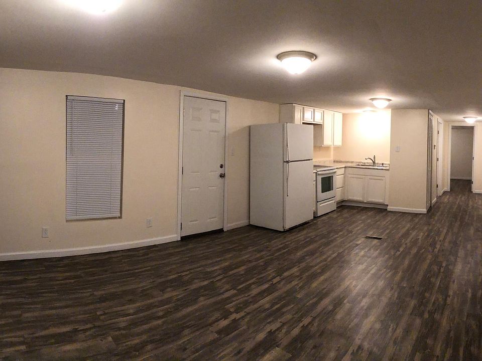 957 W Independence St Jackson MO Zillow