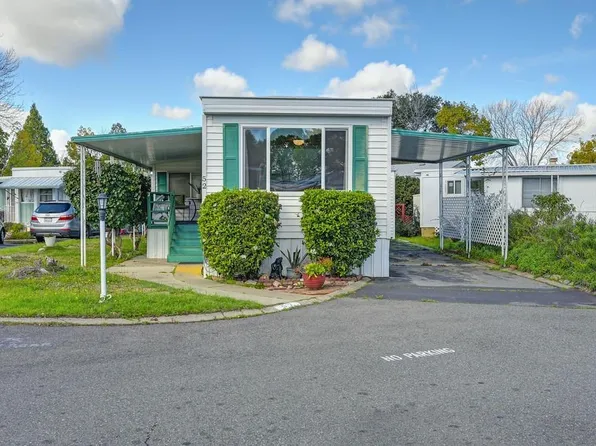 52 Birch Ln, Folsom, CA 95630