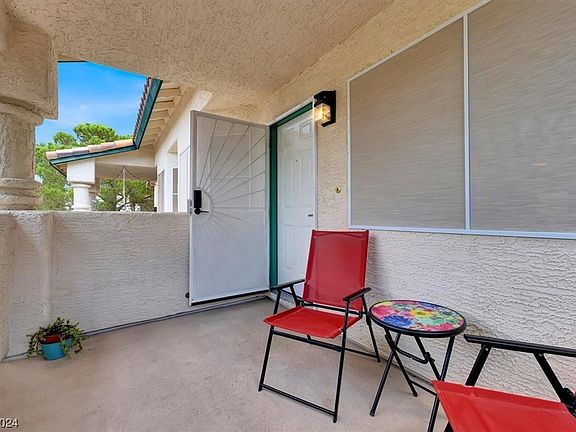 3rd image of 1325 Cinder Rock Dr Unit 201