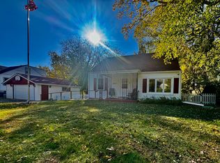 2413 Lindberg Dr, Rockford, IL 61109