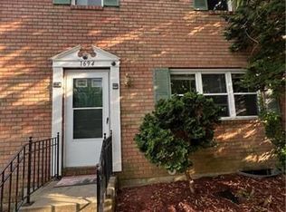1694 Angela Dr, Bethlehem, PA 18017