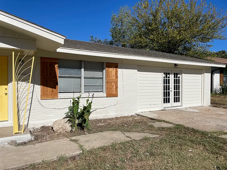 5504 Manor Rd — Photo 22