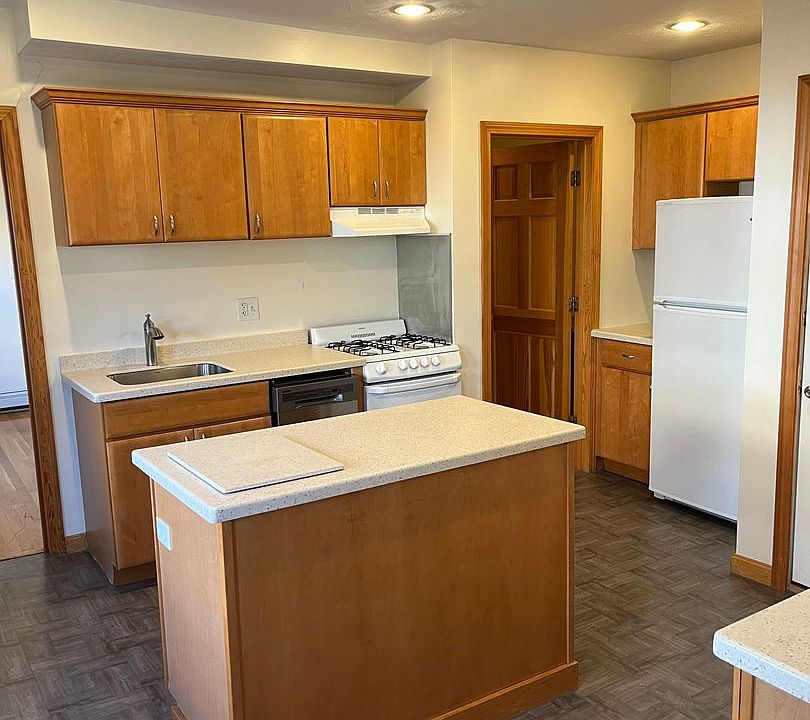 1st image of 998 Washington St APT 5