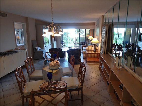 4th image of 20 Whispering Sands Dr APT 105