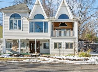 584 Apple Dr, Coventry Township, OH 44319