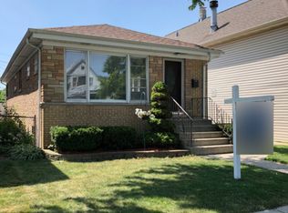 6121 W Giddings St, Chicago, IL 60630