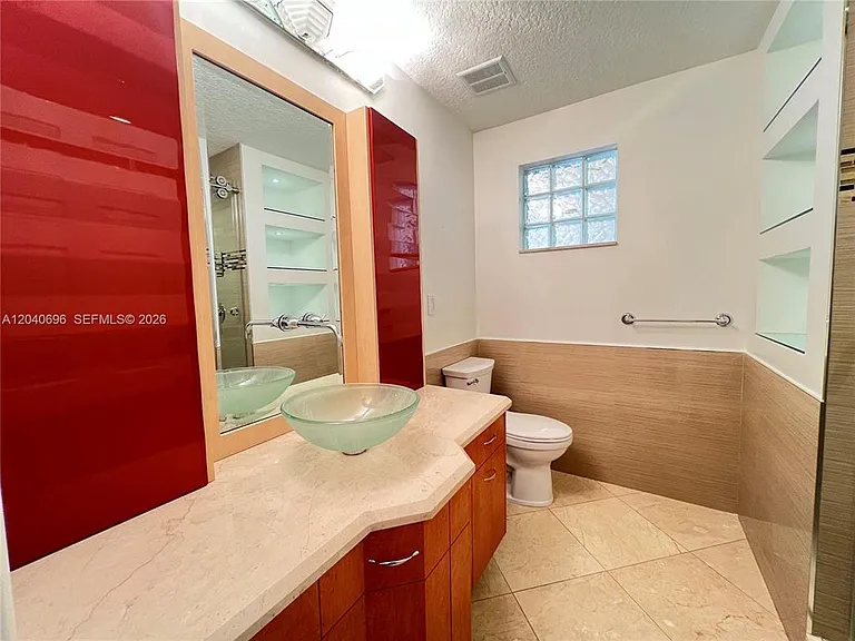 4324 NW 65th Ter #1 — Photo 8