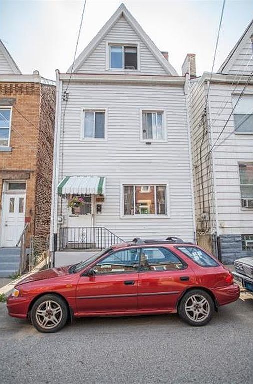 235 Edmond St - Property Image