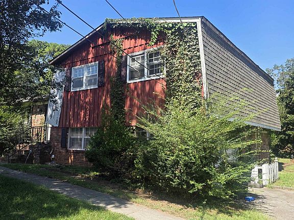 2nd image of 5017 Wayne Ct NW