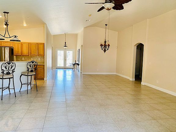 5th image of 3408 Mastercraft Ave