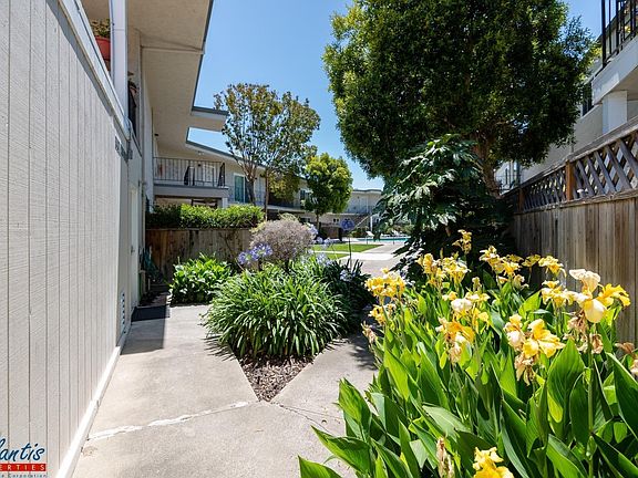 3rd image of 642 Blythe Ct APT 14