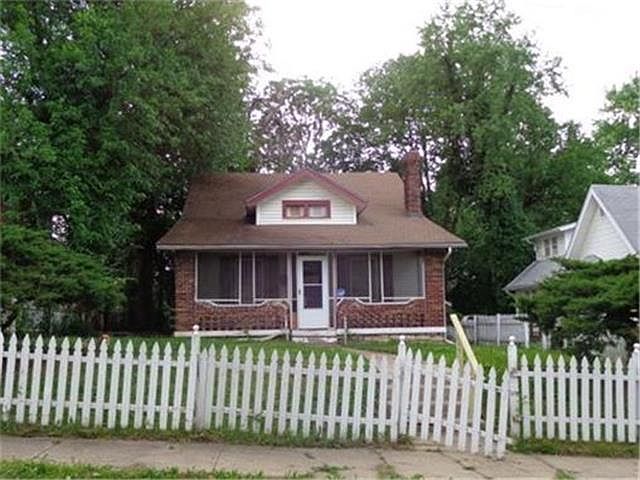 1st image of 6658 Woodland Ave