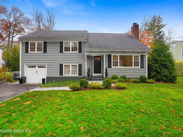 5 Midbrook Ln, Old Greenwich, CT 06870