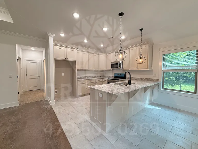66 Ruthwell Dr — Photo 7