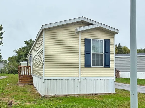 600D W 9th St #600D9, Storm Lake, IA 50588