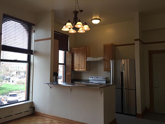 4th image of 104 N Benton St APT 211
