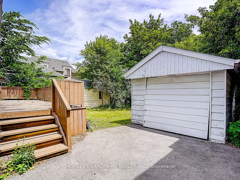 335 Willowdale Ave — Photo 50