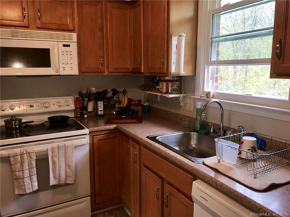 1st image of 52 Briarwood Ln APT E