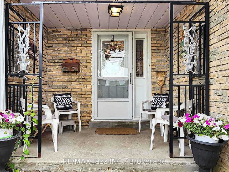 1st image of 115 Glovers Rd